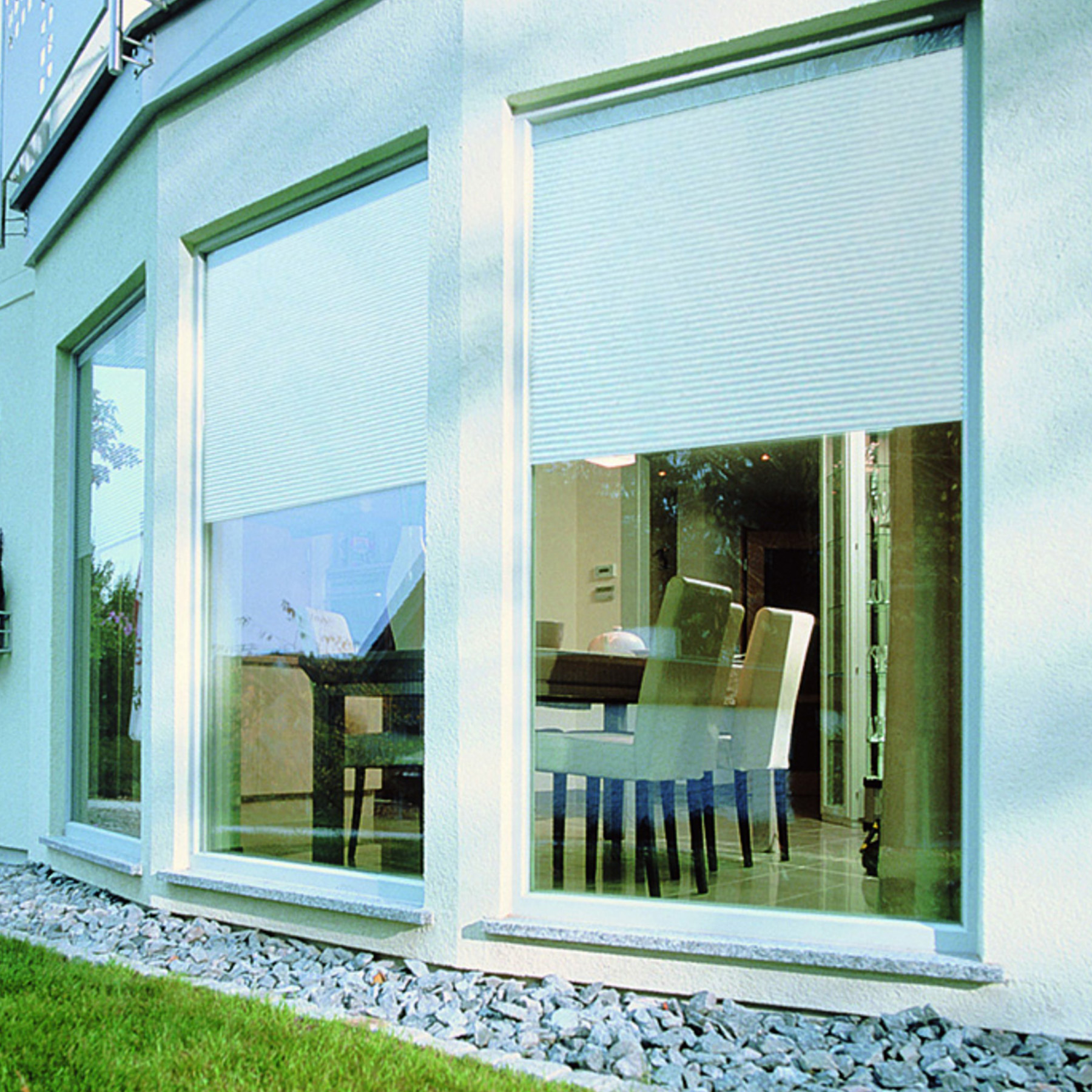 UNIGLAS® | INFORM -  Glasbruch durch Glasschatten